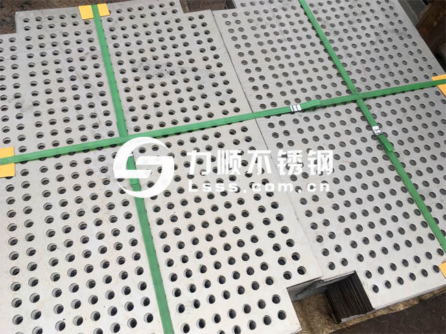無錫304沖孔板_1.5mm不銹鋼沖孔板